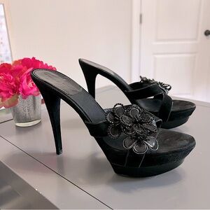 Donna Karan Y2K 90s Black Suede Stiletto High Heel Shoes with Floral Accent